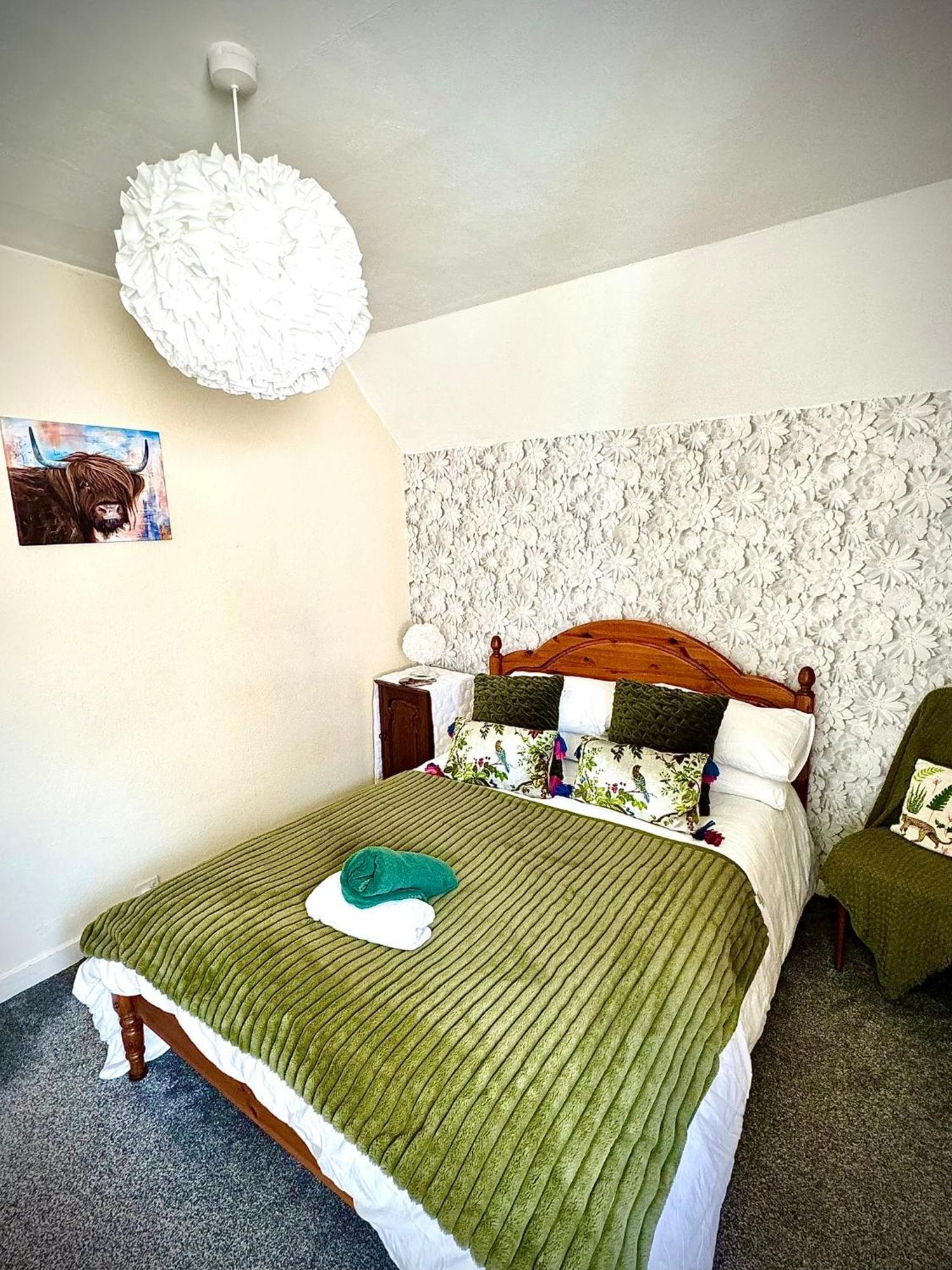 Park Road Holiday Home Рисайт Екстериор снимка