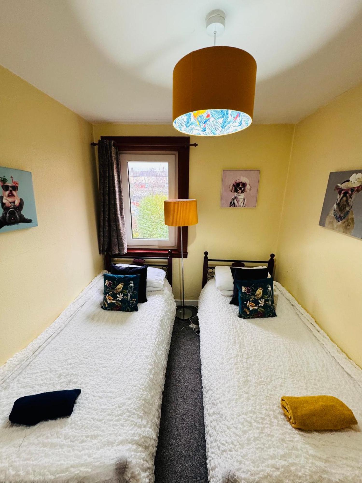Park Road Holiday Home Рисайт Екстериор снимка